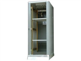 深度解析Bottom 1800系列網絡機柜(BT18632) 優(yōu)缺點與購買建議